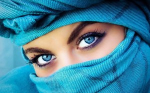 What Your Eye Color Says About How You Feel Pain