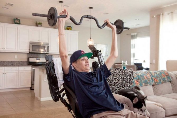 First paralyzed human treated with stem cells has now regained his upper body movement